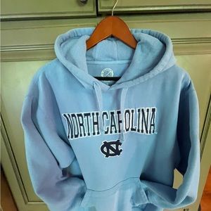 Nice quality embroidered UNC Chapel Hill Hoodie Sweatshirt. Size small